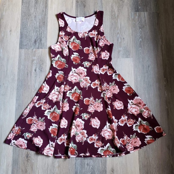 French Grey Dresses & Skirts - French Grey floral dress